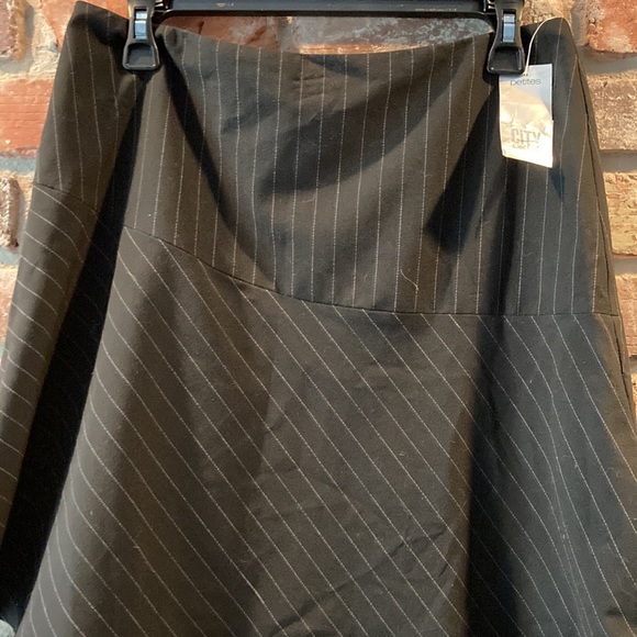 NWT DKNY CITY Black Mini Skirt  8 PetiteNWT - Picture 2 of 10
